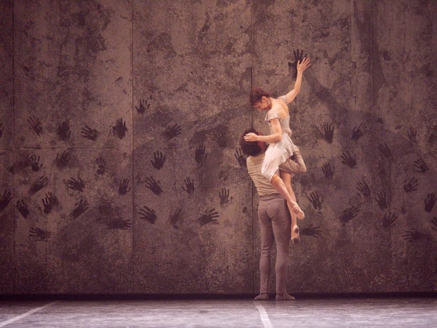 Alina-Cojocaru-and-Isaac-Hernandez-in-Akram-Khan's-Gislle-(c)-Laurent-Liotardo