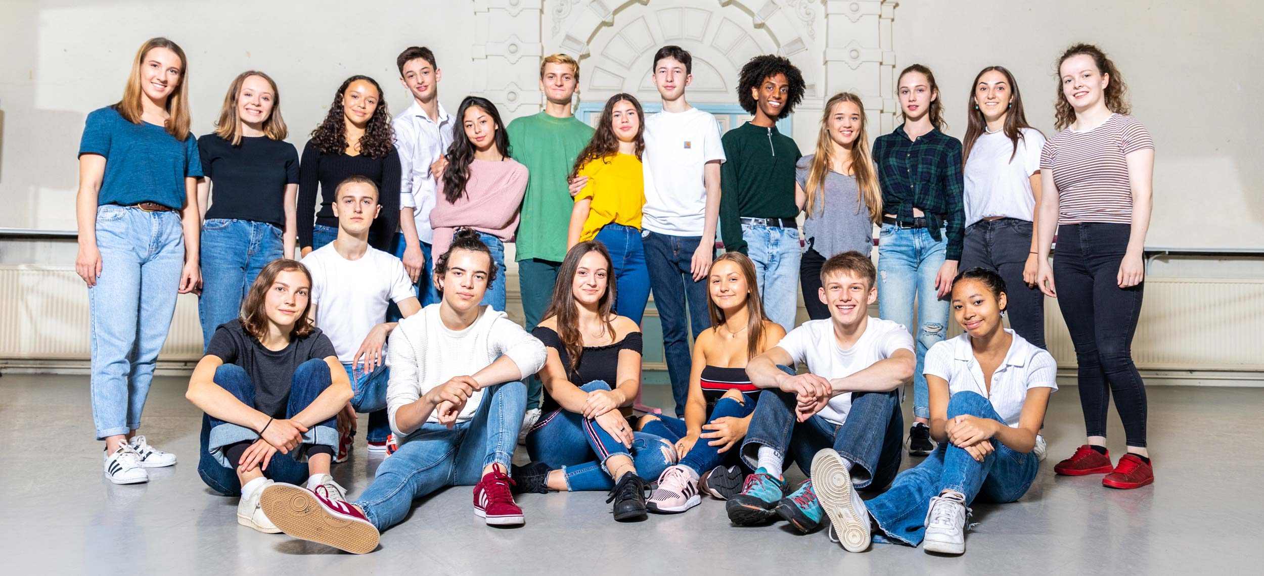 ENBYouthCo-group-2018