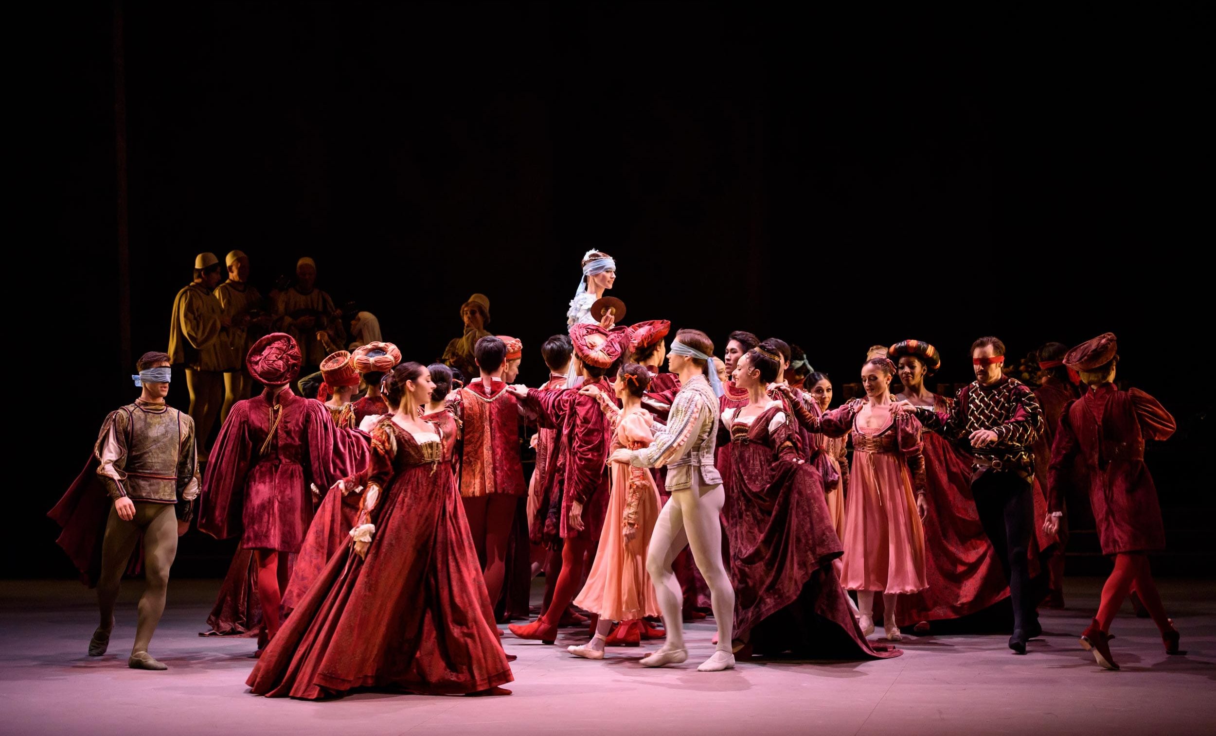 English-National-Ballet-dancers-in-Romeo-&-Juliet-©Bill-Cooper-(4)