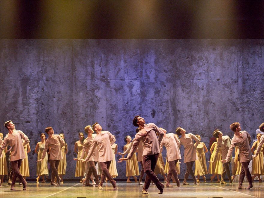 English-National-Ballet-in-Akram-Khan's-Giselle-(c)-Laurent-Liotardo