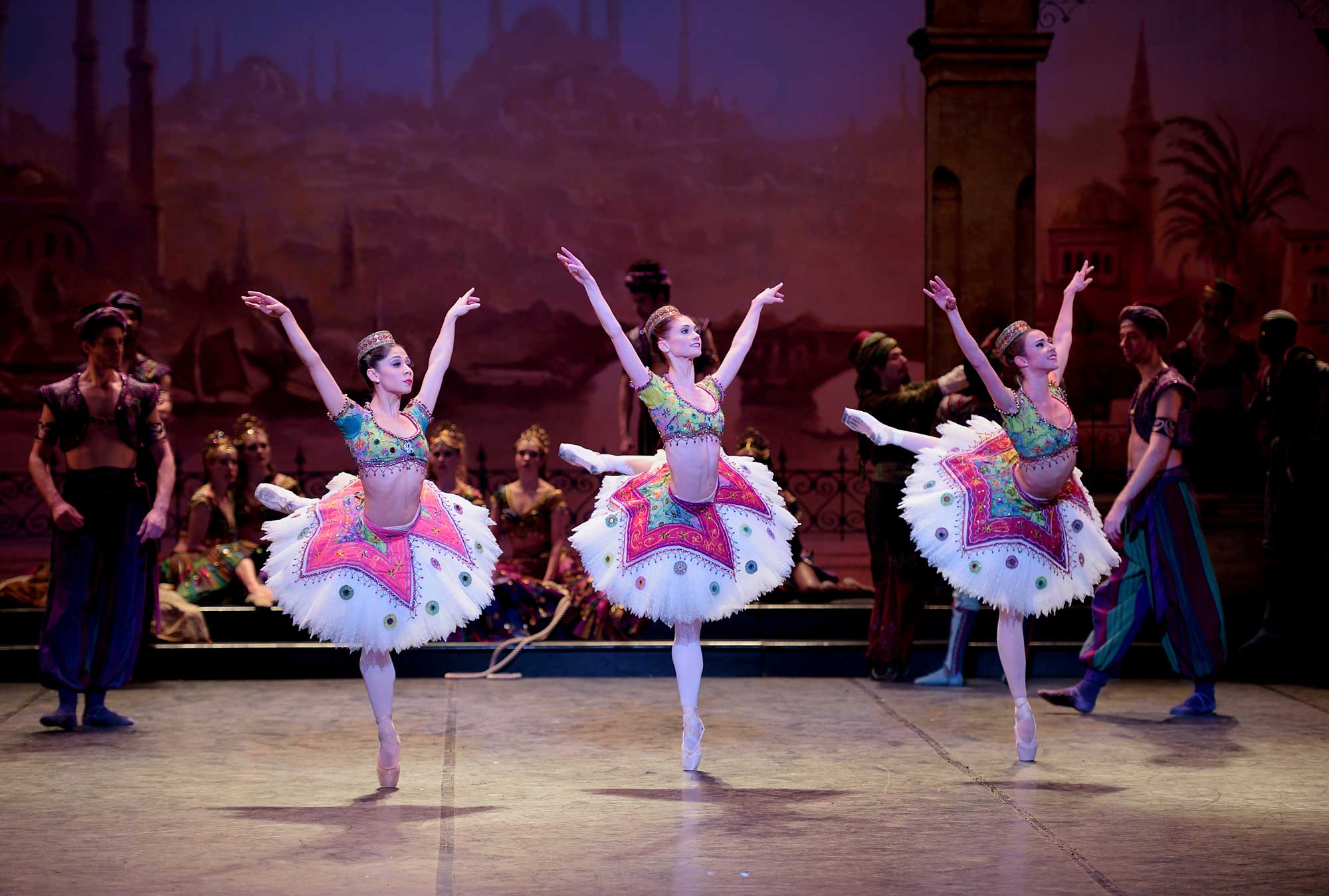 Crystal-Costa,-Alison-McWhinney,-and-Isabelle-Brouwers-in-Le-Corsaire-(c)-Laurent-Liotardo