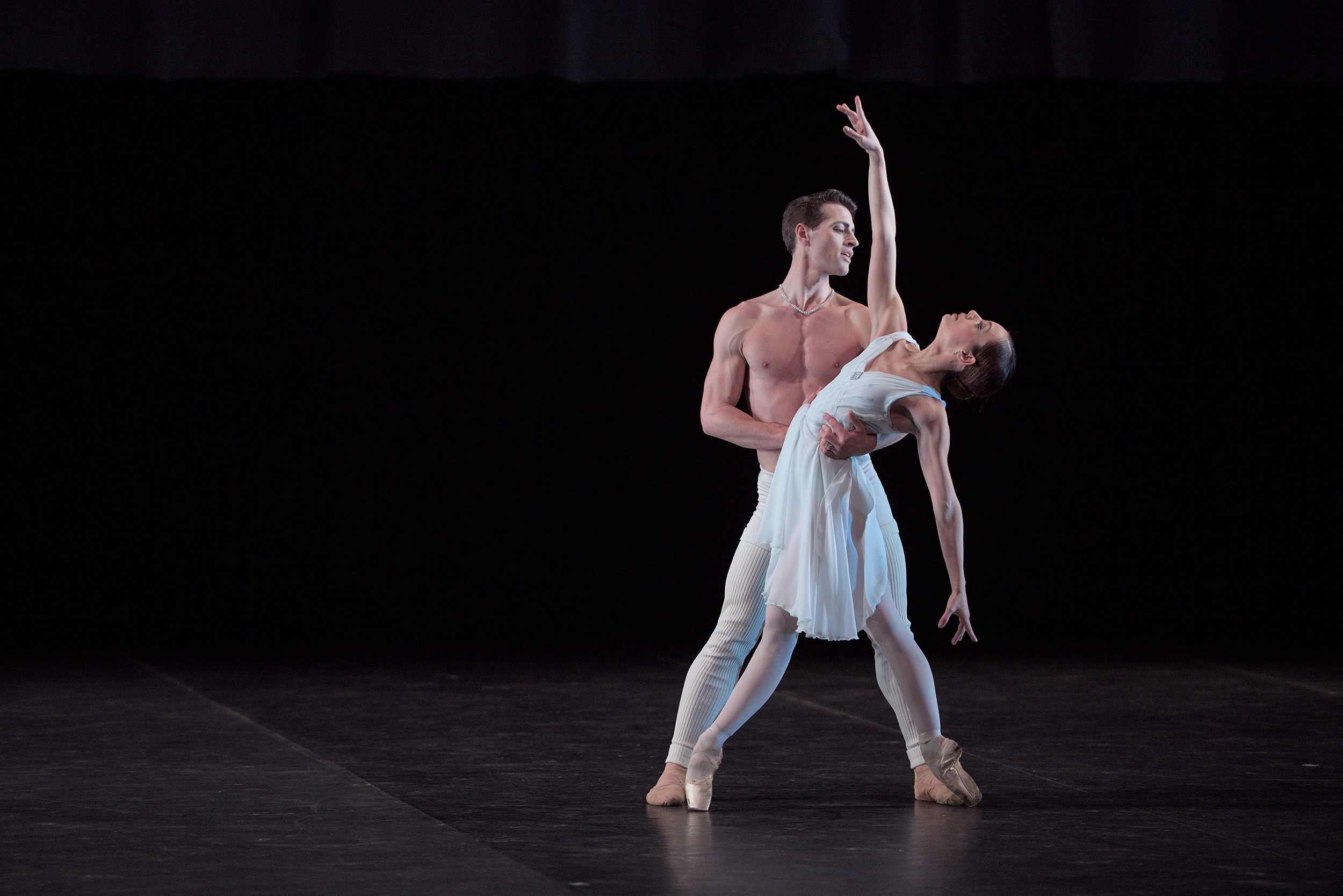 Fernanda Oliveira and James Forbat in Adagio Hammerklavier