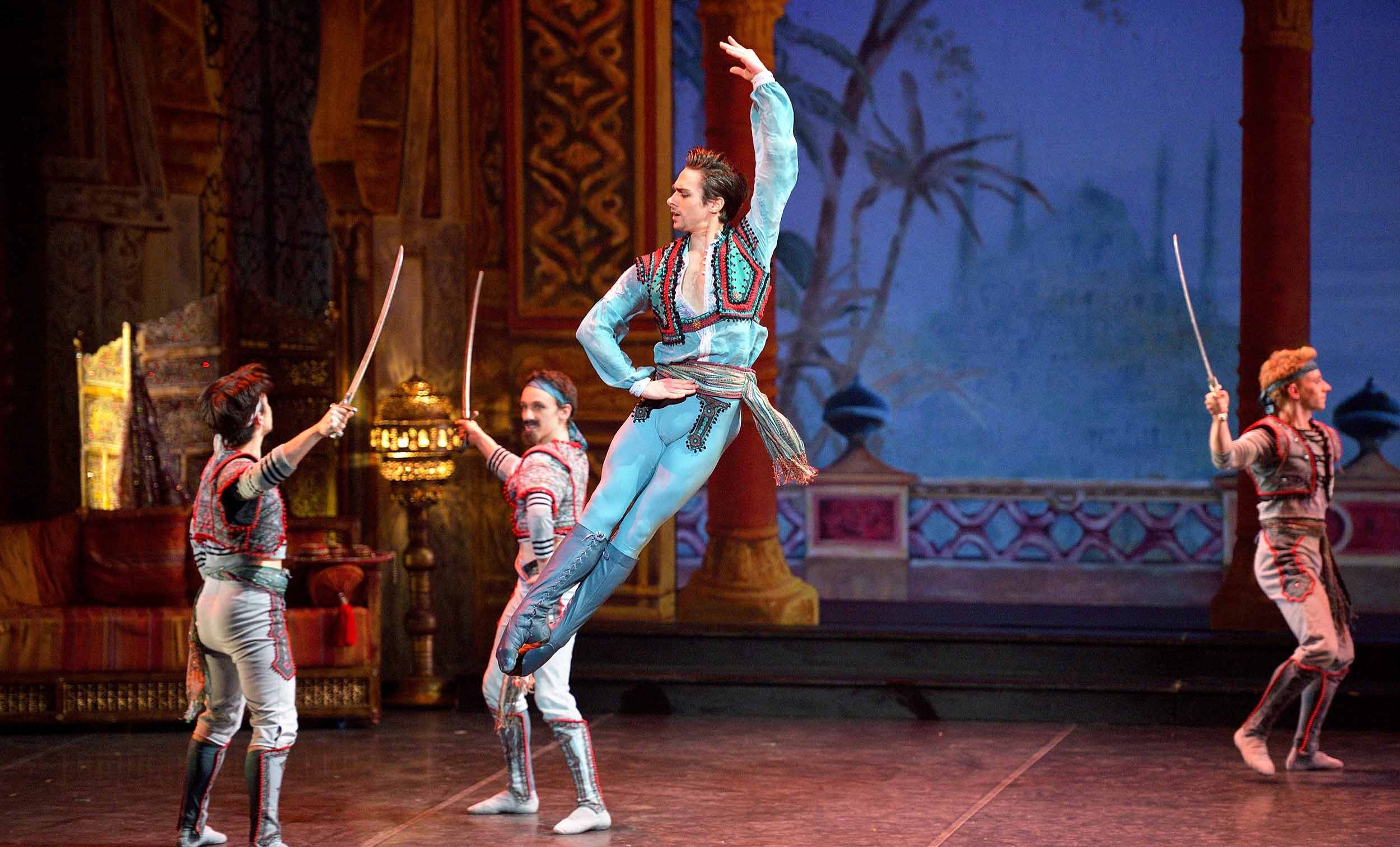 Francesco-Gabriele-Frola-as-Conrad-in-English-National-Ballet's-Le-Corsaire-(c)-Laurent-Liotardo-(2)