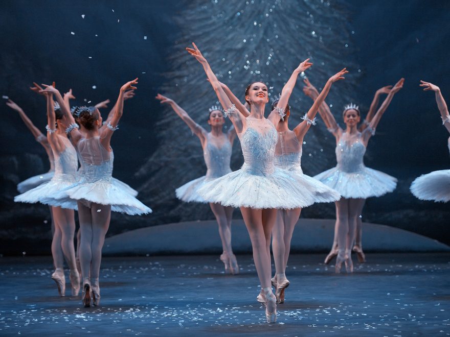 Jeanette-Kakareka-and-Artists-of-the-Company-in-Nutcracker.-©-Laurent-Liotardo