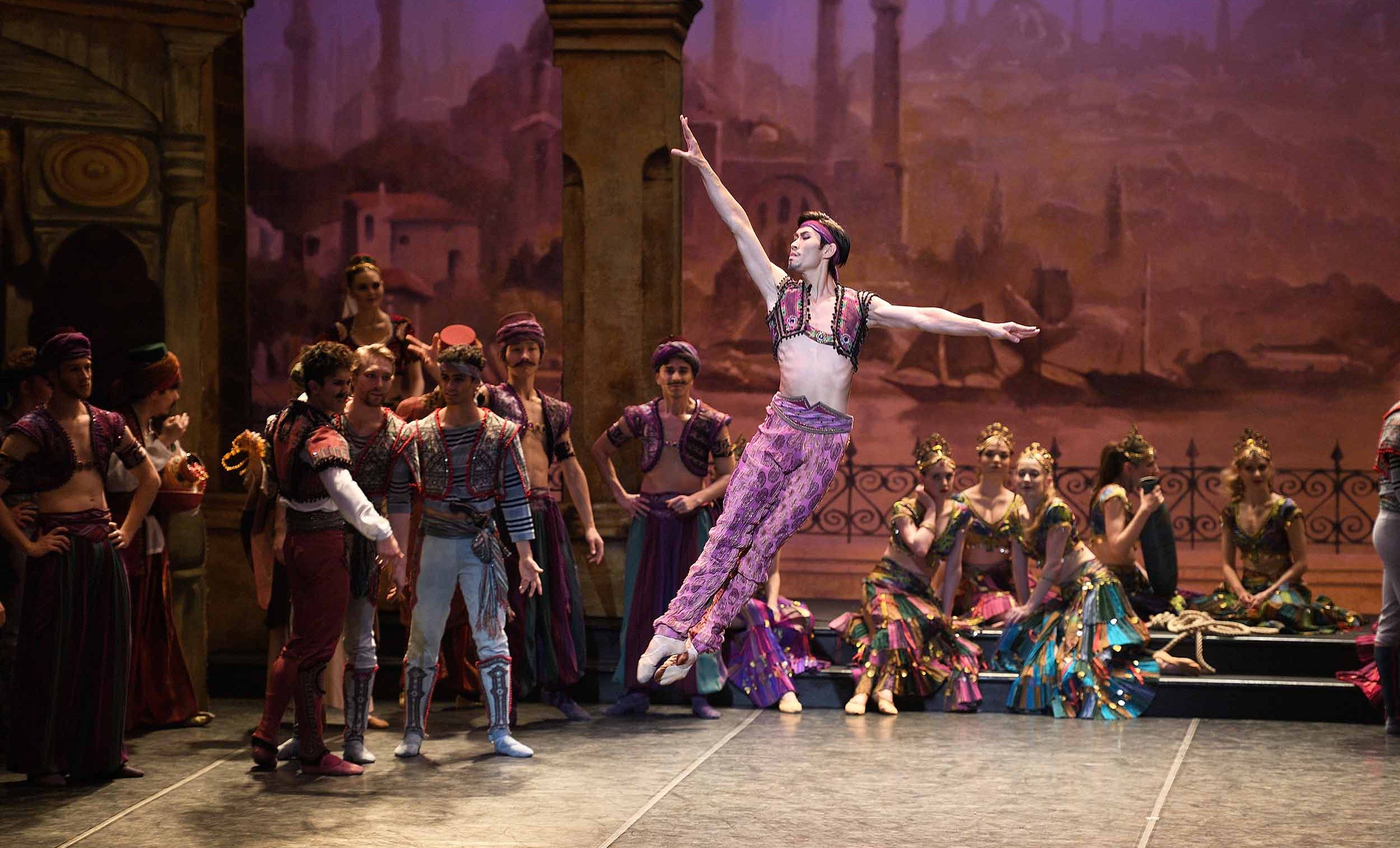 Ken-Saruhashi-as-Lankedem-in-English-National-Ballet's-Le-Corsaire-(c)-Laurent-Liotardo