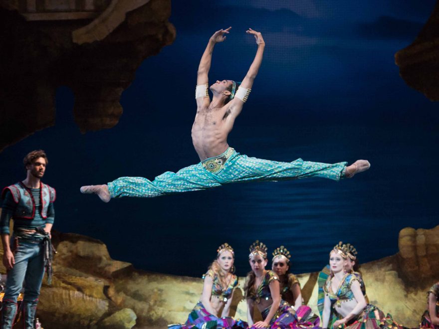 Le-Corsaire---Junor-Souza-as-Ali-©-Photography-by-ASH