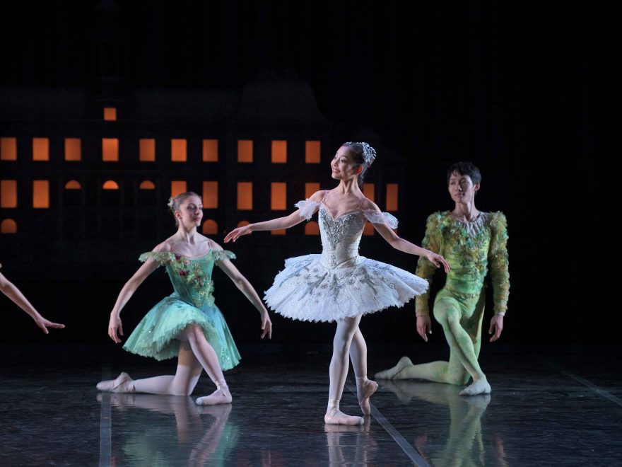 Remi-Nakano-as-Cinderella-in-My-First-Ballet-Cinderella-©-Laurent-Liotardo--(11)