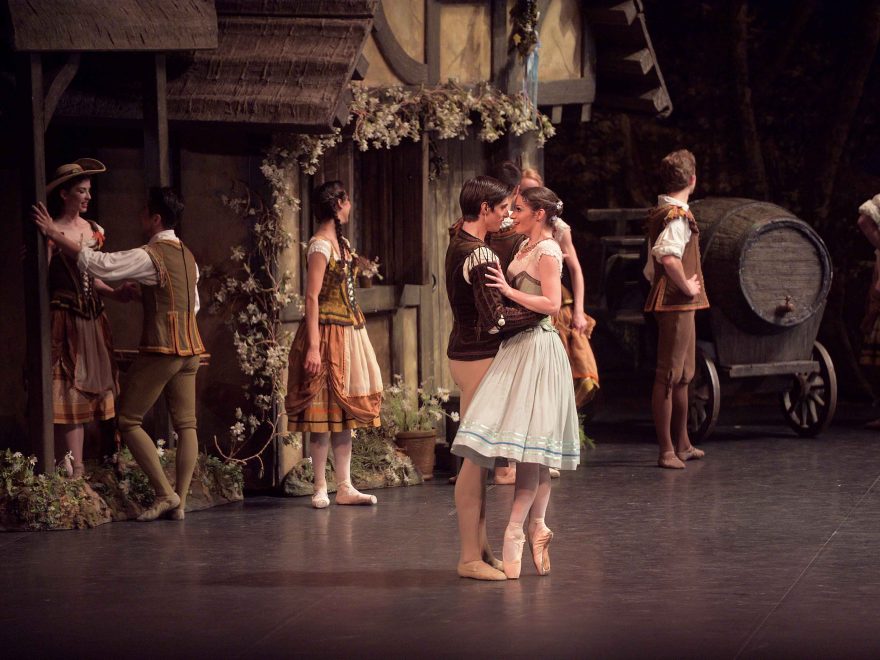 Laurretta-Summerscales-as-Giselle-and-Xander-Parish-as-Albrecht-in-Giselle-(c)-Laurent-Liotardo-(1)