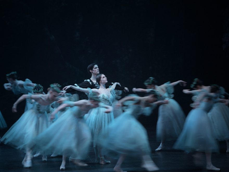 Laurretta Summerscales as Giselle and Xander Parish as Albrecht in Giselle (c) Laurent Liotardo (2)