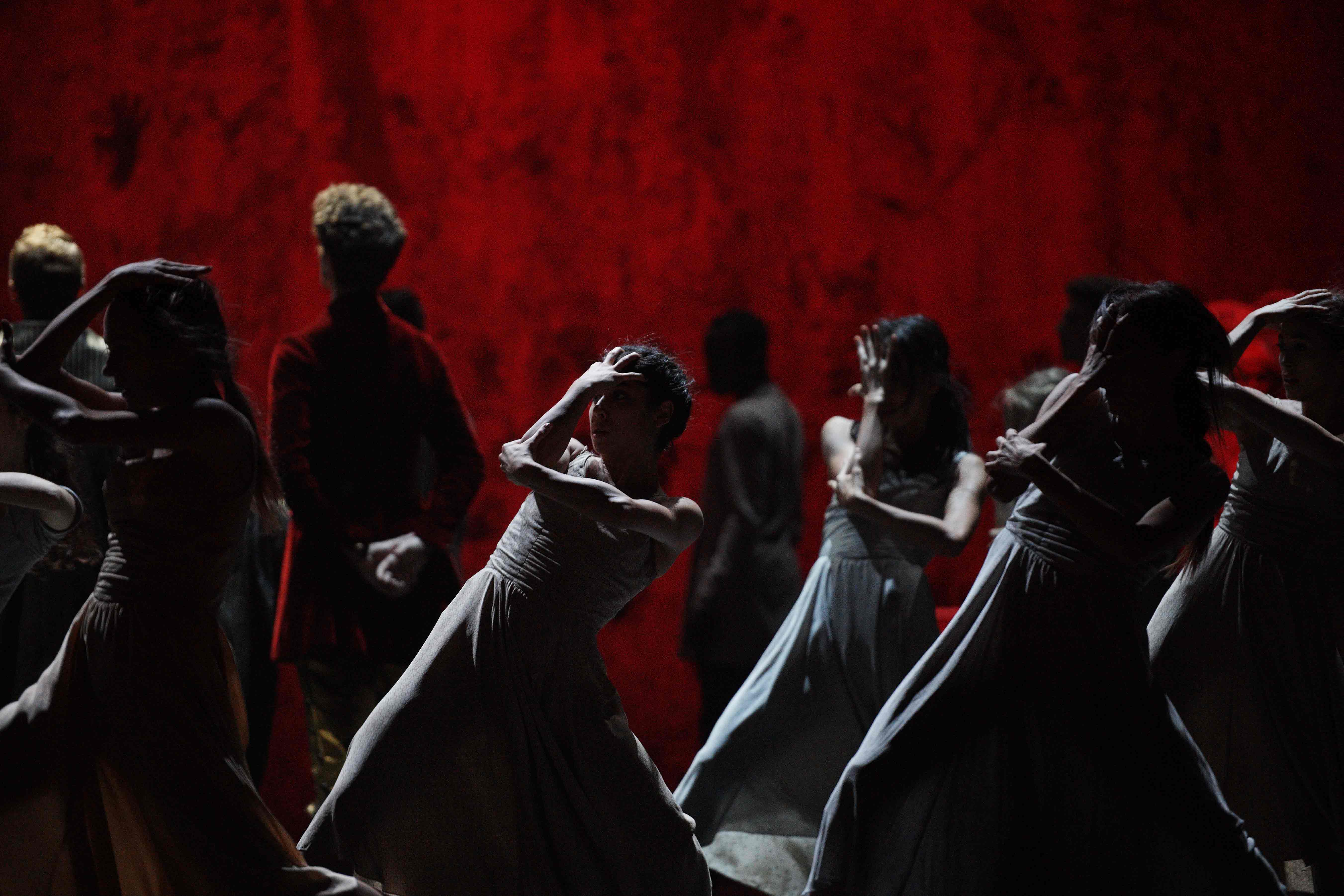 English-National-Ballet-in-Akram-Khan's-Giselle-(c)-Laurent-Liotardo-(2)