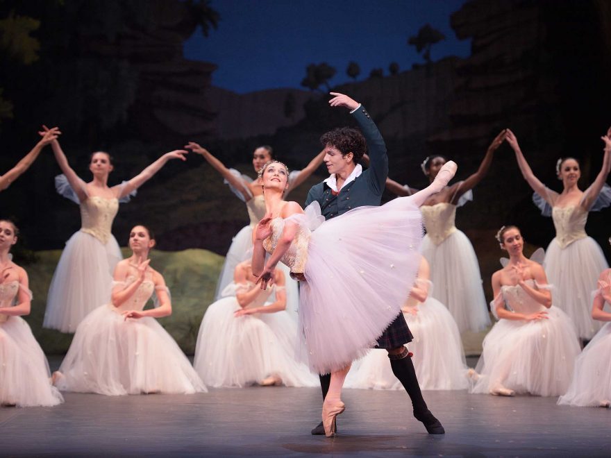 Jurgita-Dronina-and-Isaac-Hernandez-in-La-Sylphide-©-Laurent-Liotardo-(3)
