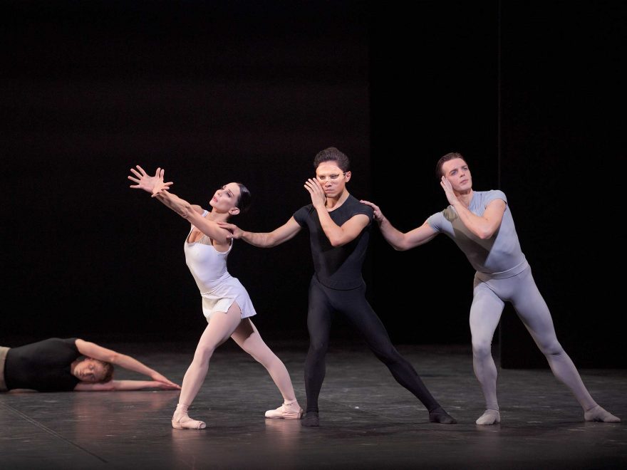 Tamara-Rojo,-Jeffrey-Cirio-and-Joseph-Caley-in-Song-of-the-Earth-©-Laurent-Liotardo-(3)
