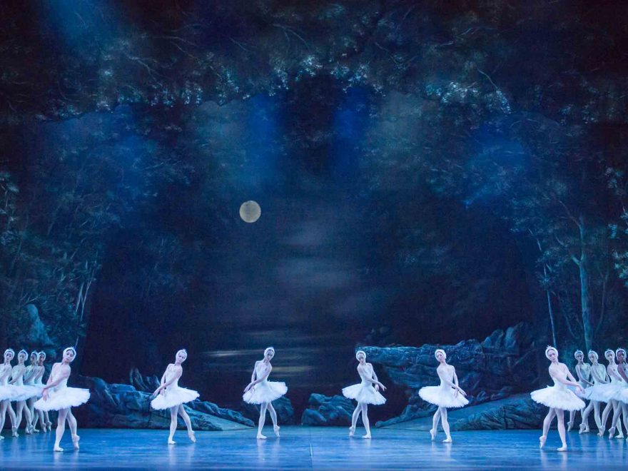English-National-Ballet's-Swan-Lake-(C)-Photography-by-ASH-(8)