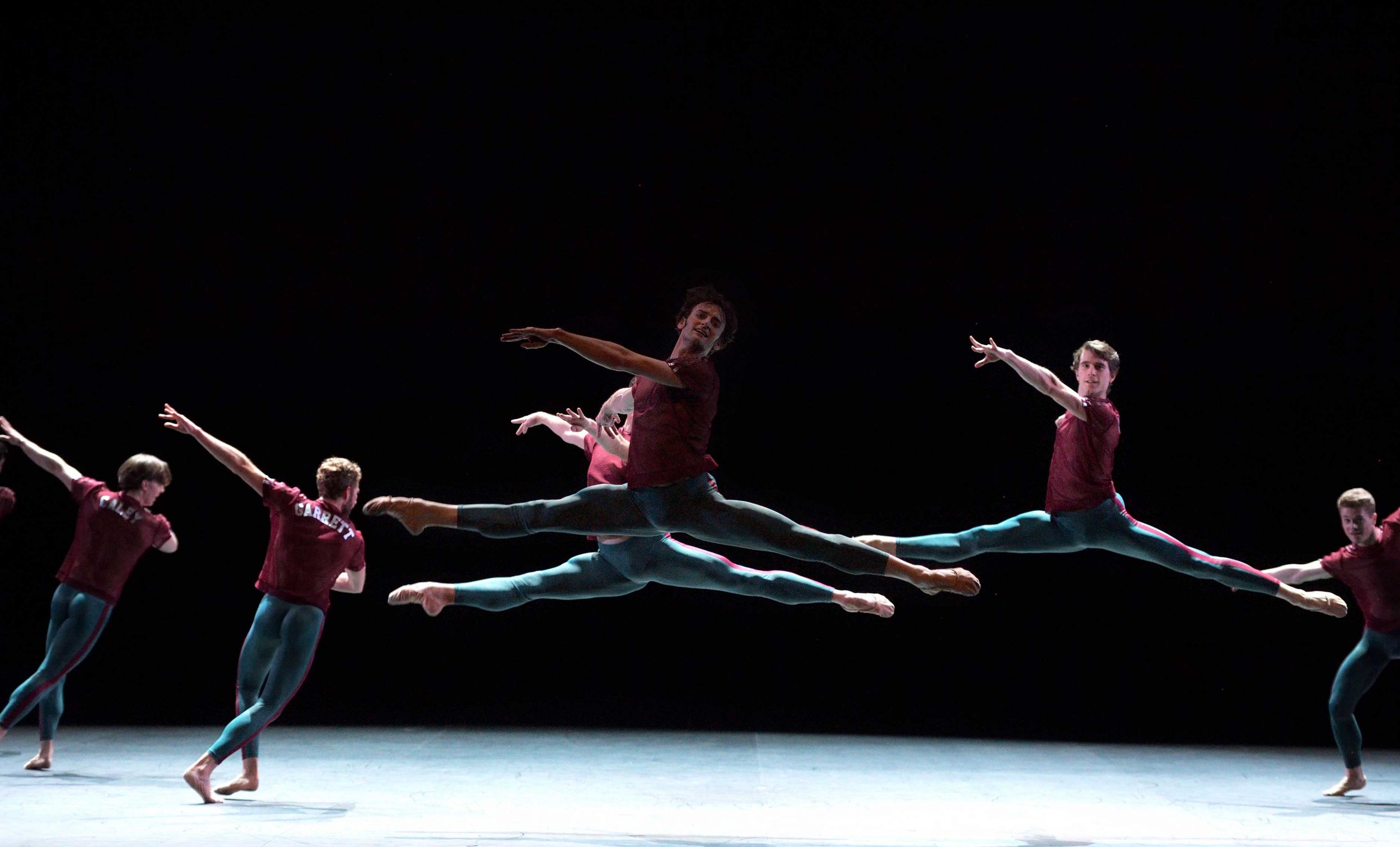 English-National-Ballet-in-Playlist-(Track-1,2)-by-William-Forsythe-2