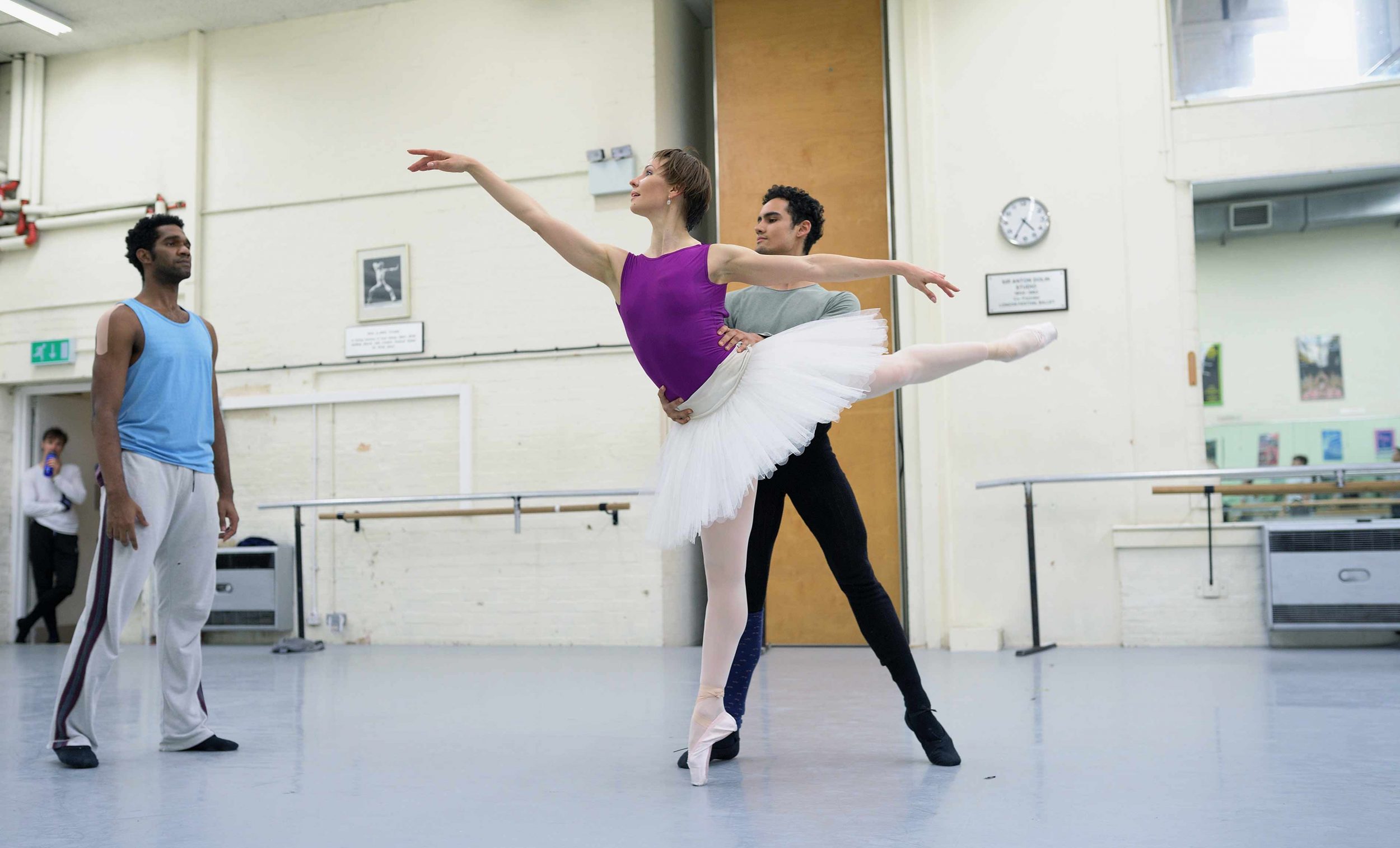 Maria-Alexandrova-and-Daniel-McCormick-rehearsing-The-Sleeping-Beauty-©-Laurent-Liotardo
