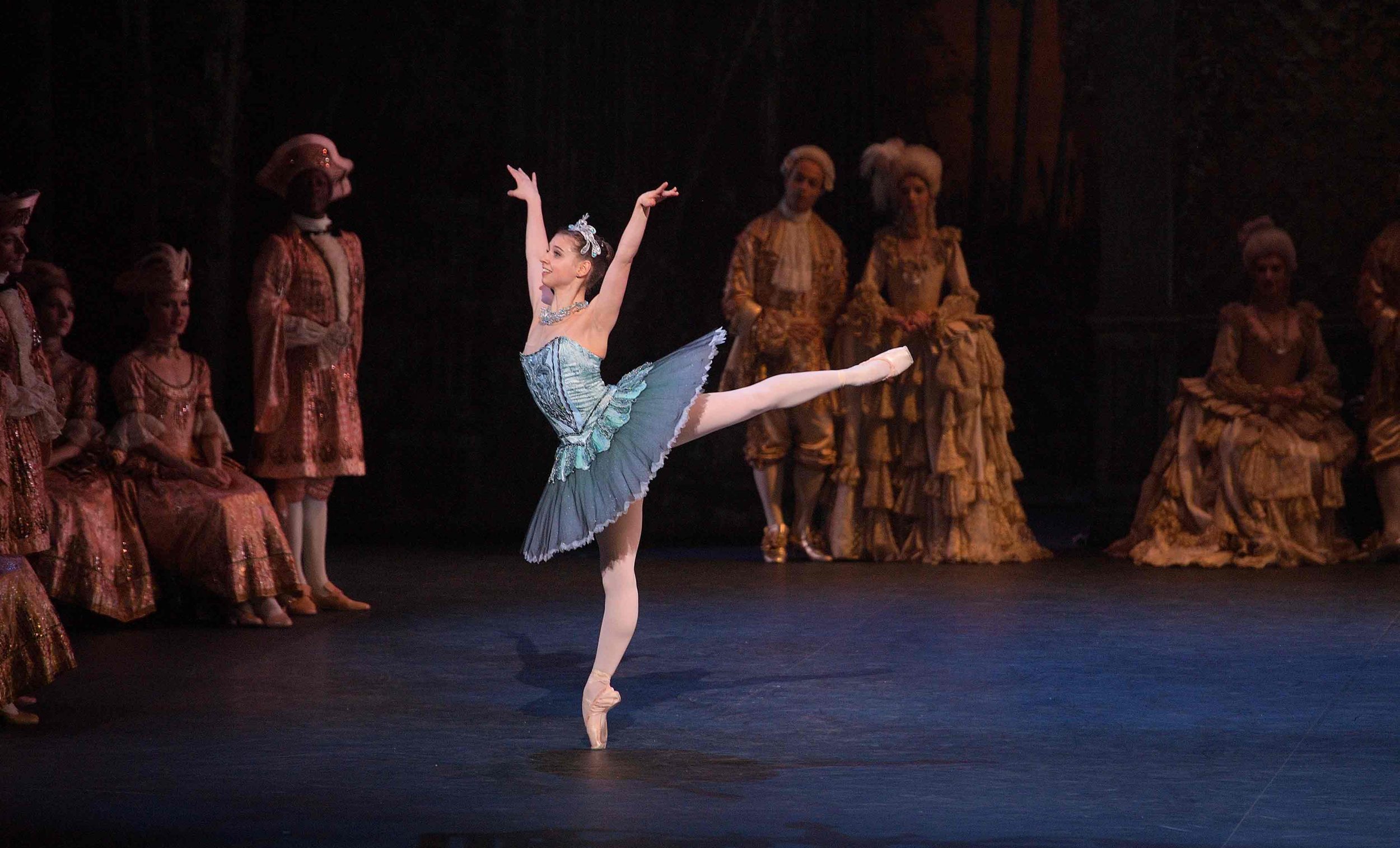 Julia-Conway-as-Princess-Florine-in-The-Sleeping-Beauty-©-Laurent-Liotardo-(3)_WEB