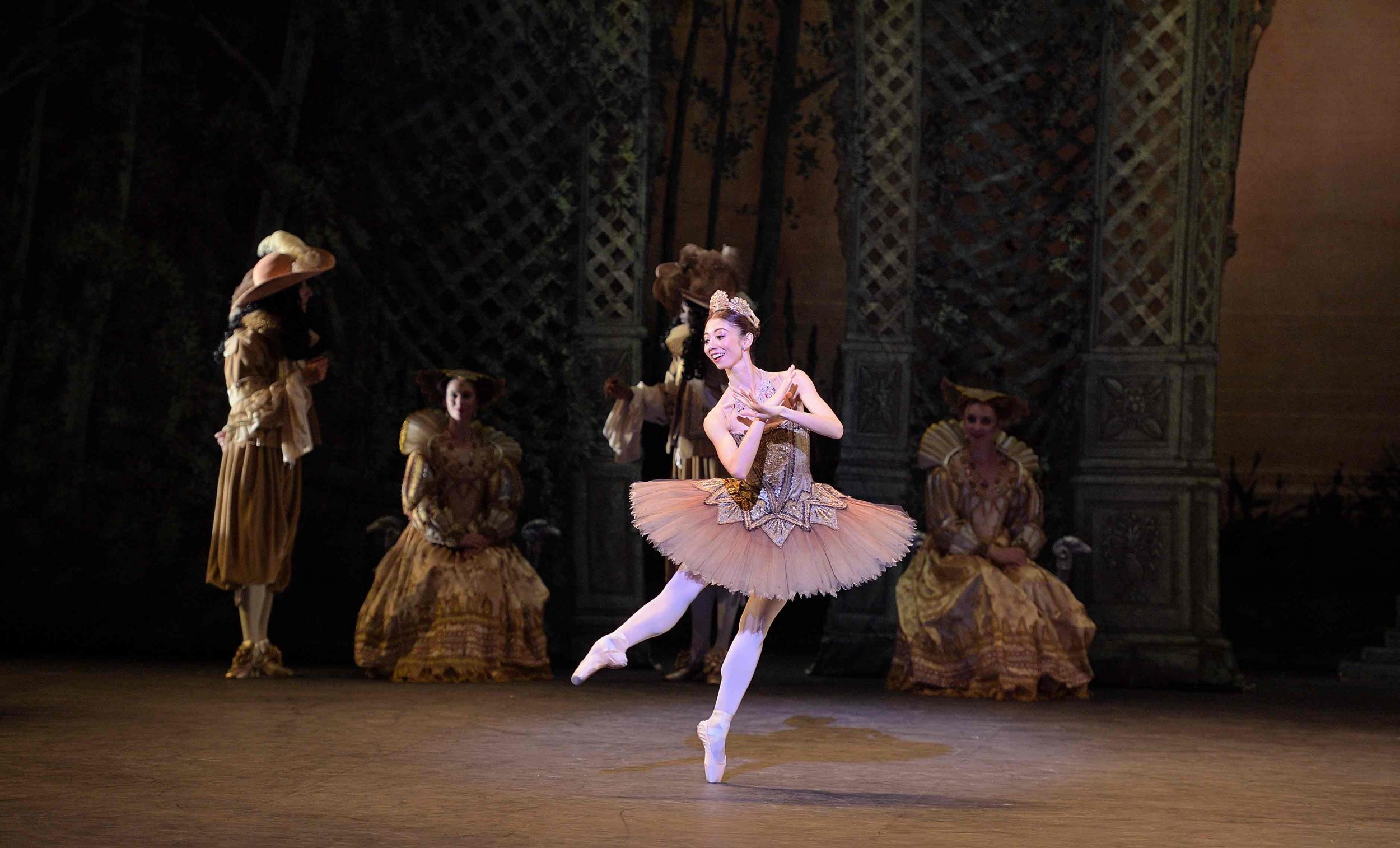 Senri-Kou-as-Songbird-Fairy-in-The-Sleeping-Beauty-©--Laurent-Liotardo-(2)_WEB