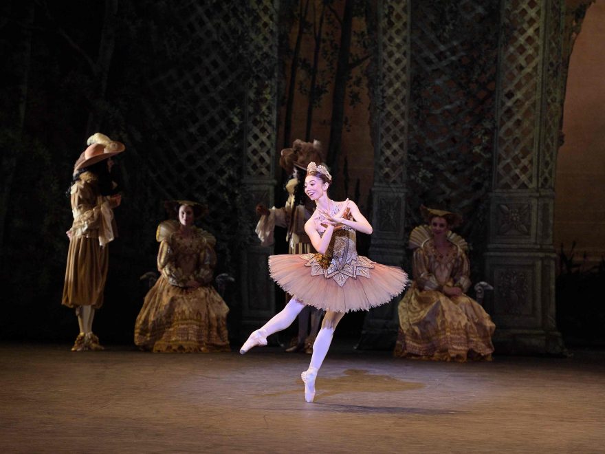 Senri-Kou-as-Songbird-Fairy-in-The-Sleeping-Beauty-©--Laurent-Liotardo-(2)_WEB