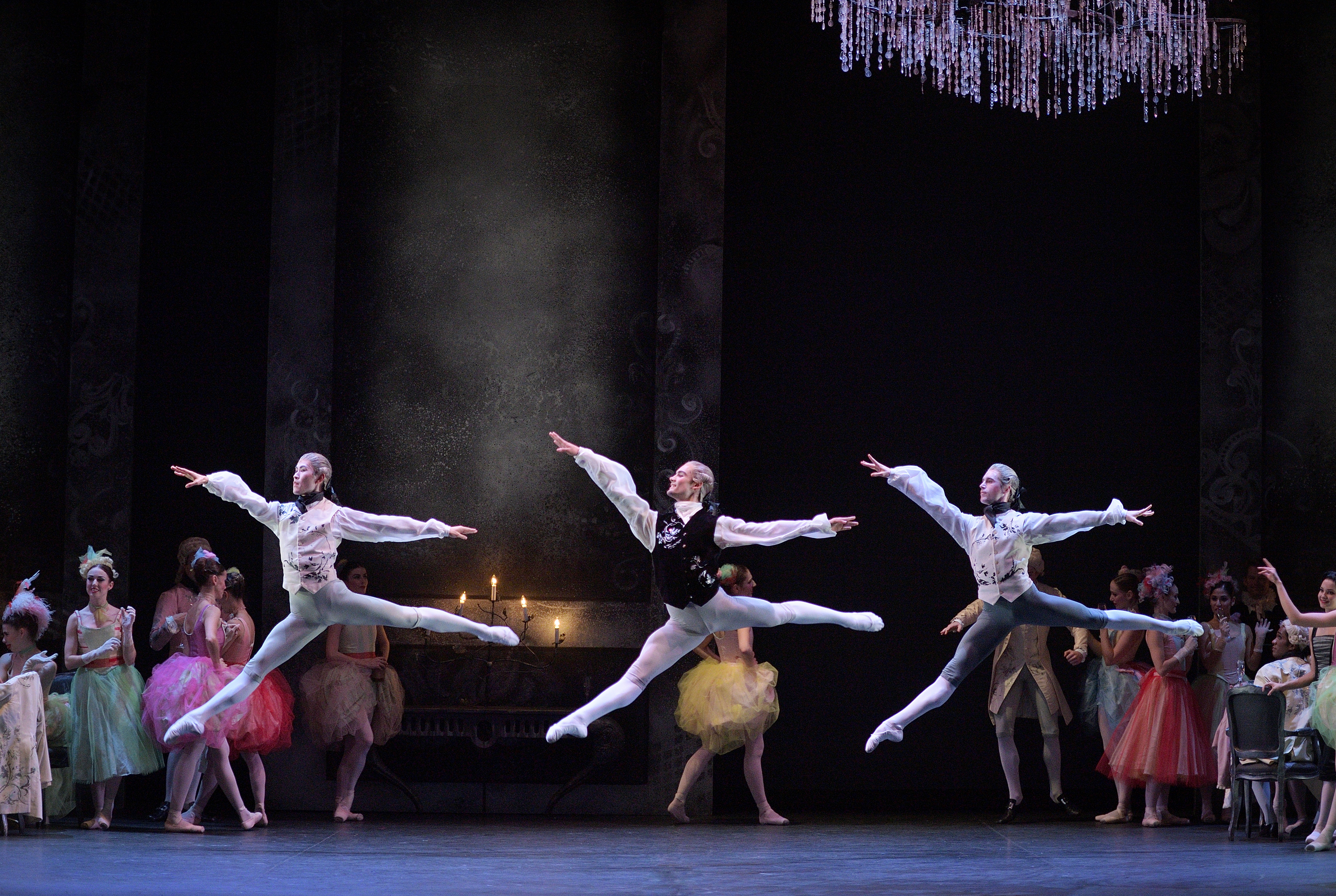 English National Ballet in Manon (c) Laurent Liotardo