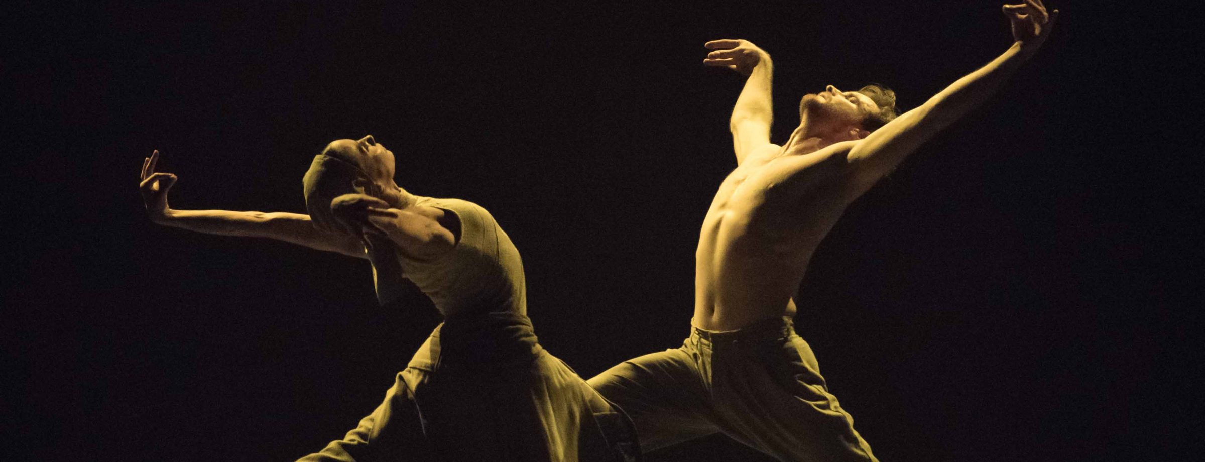 Tamara-Rojo-and-James-Streeter-in-Dust-by-Akram-Khan-part-of-English-National-Ballet's-Lest-We-Forget-(C)-Photography-by-ASH-(3)