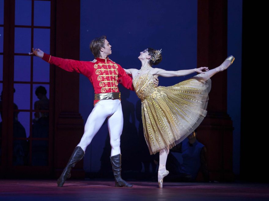 Dutch-National-Ballet-in-Cinderella---credit-Angela-Sterling_WEB