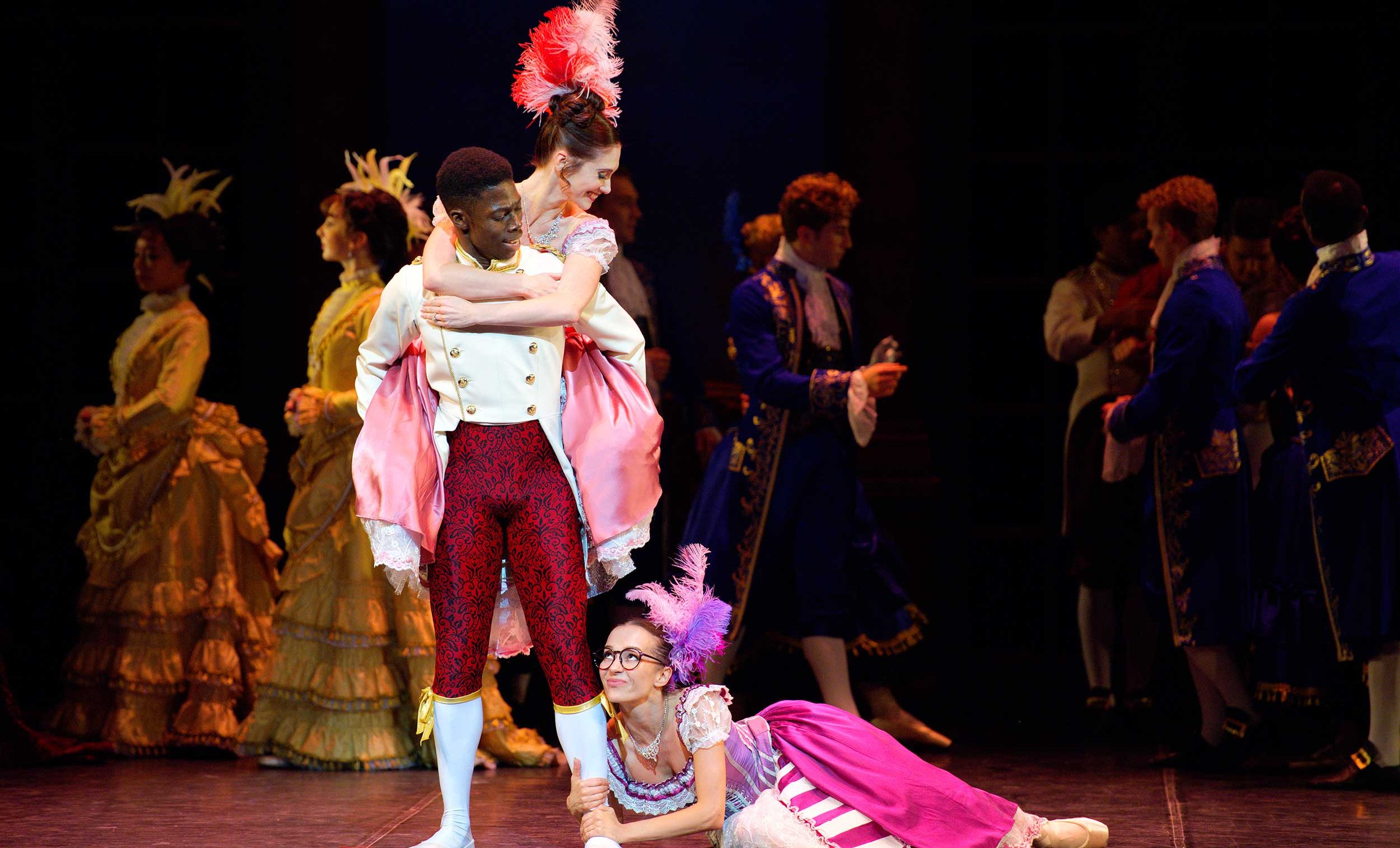 WEB-Brooklyn-Mack-with-Katja-Khaiukova-and-Alison-McWhinney-in-English-National-Ballet's-Cinderella-(C)-Laurent-Liotardo