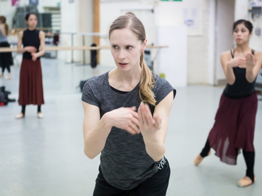 Stina Quagebeur leading a Nora rehearsal with Crystal Costa (right) and Erina Takahashi (left) © Ian Gavan