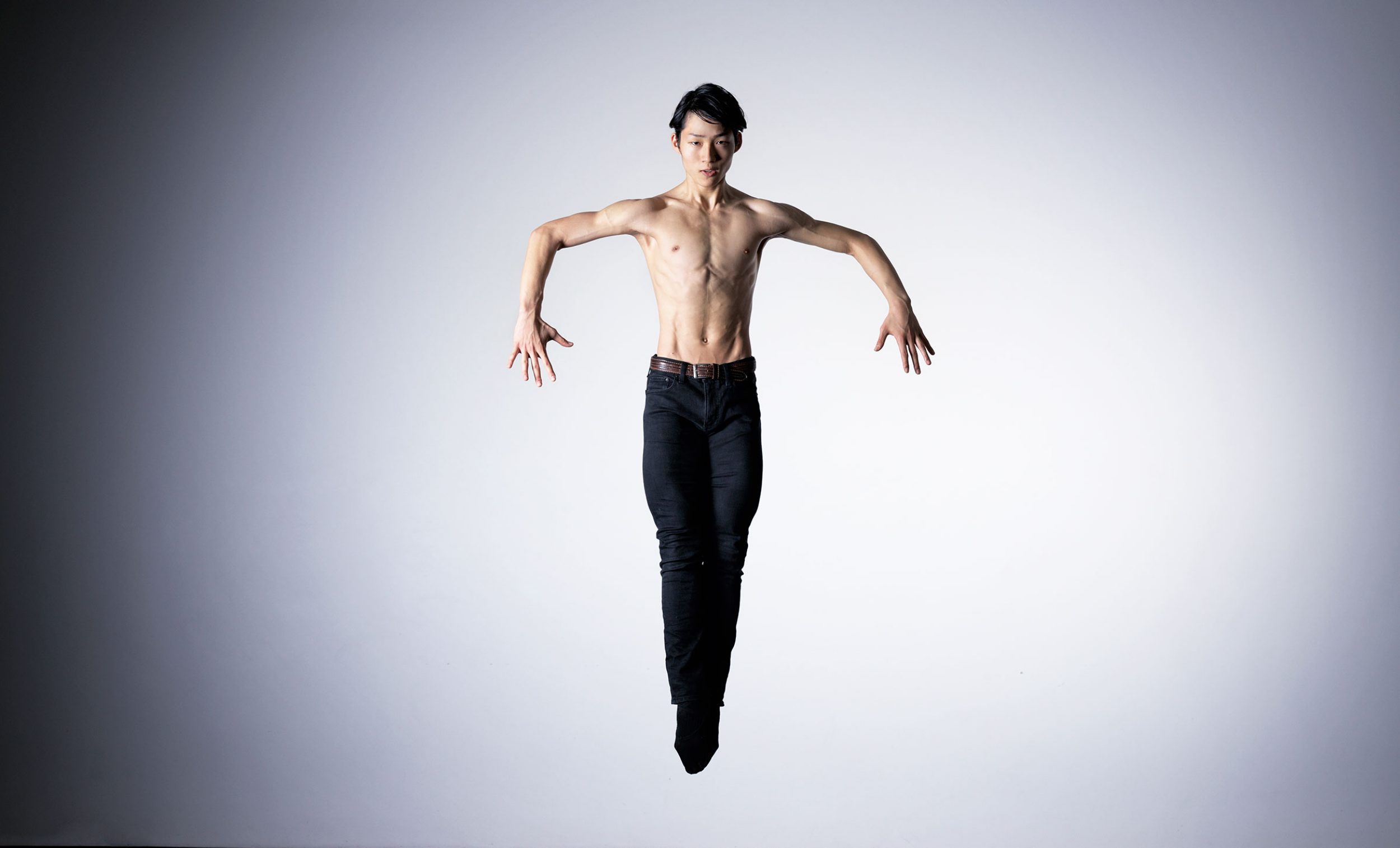WEB-Rentaro-Nakaaki-(c)-Laurent-Liotardo