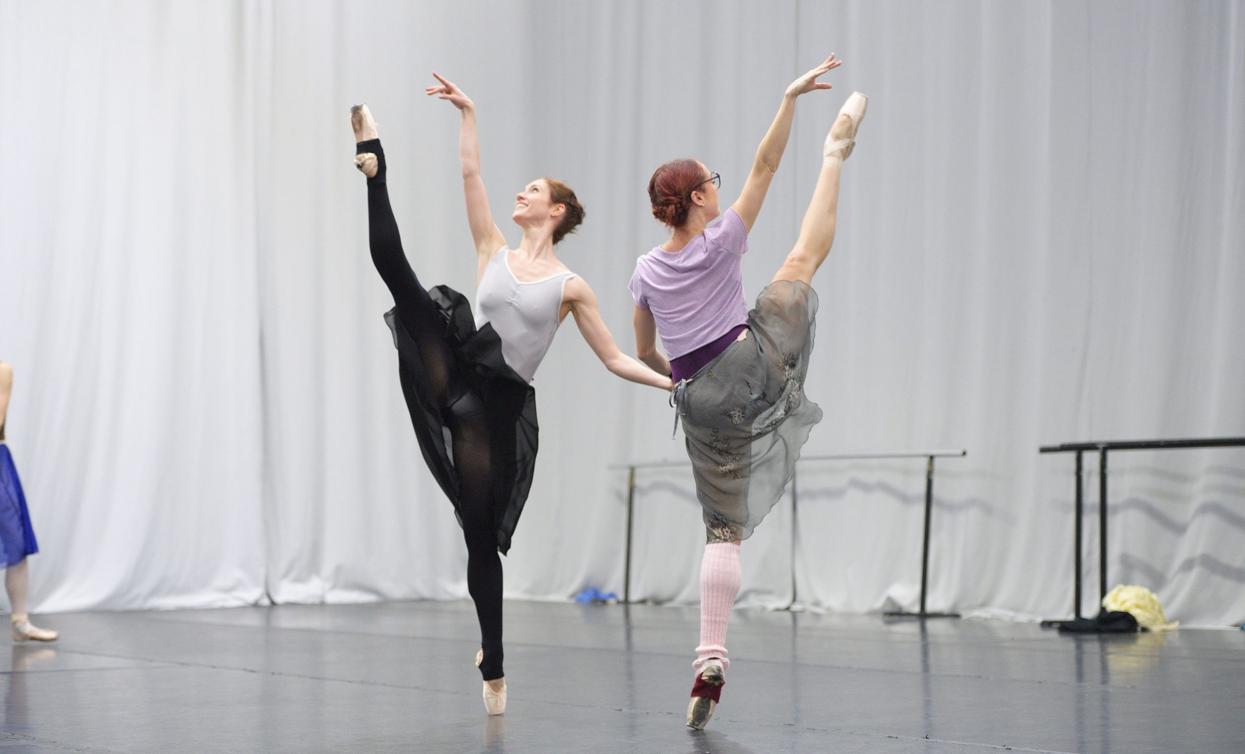 Alison McWhinney and Anjuli Hudson rehearsing Christopher Wheeldon's Cinderella © Laurent Liotardo