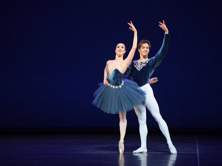 WEB-Alice-Bellini-and-Shale-Wagman-performing-Grand-Pas-Classique-(c)-Laurent-Liotardo-(2)