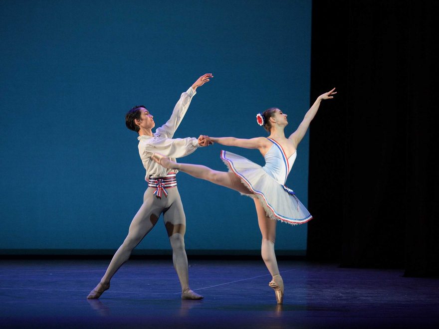 WEB-Rentaro-Nakaaki-and-Julia-Conway-dancing-Flames-of-Paris-(c)-Laurent-Liotardo
