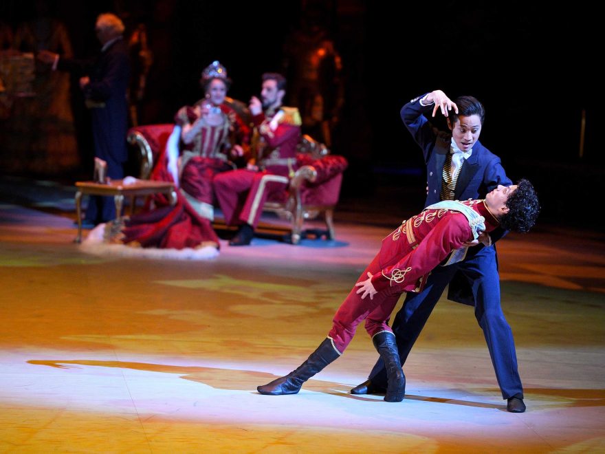WEB-Jeffrey-Cirio-and-Isaac-Hernandez-in-Cinderella-in-the-round-(c)-Laurent-Liotardo