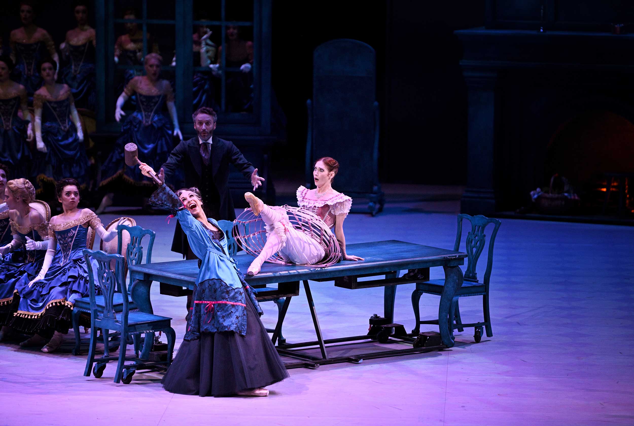 WEB-Sarah-Kundi-and-Alison-McWhinney-in-Cinderella-(c)-Laurent-Liotardo