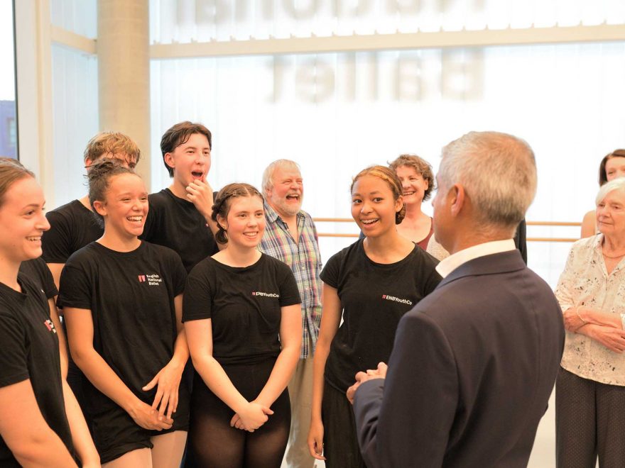 Mayor-of-London-Sadiq-Khan-meets-members-of-ENBYouthCo-and-Dancing-East-at-English-National-Ballet's-new-building-(c)-Laurent-Liotardo