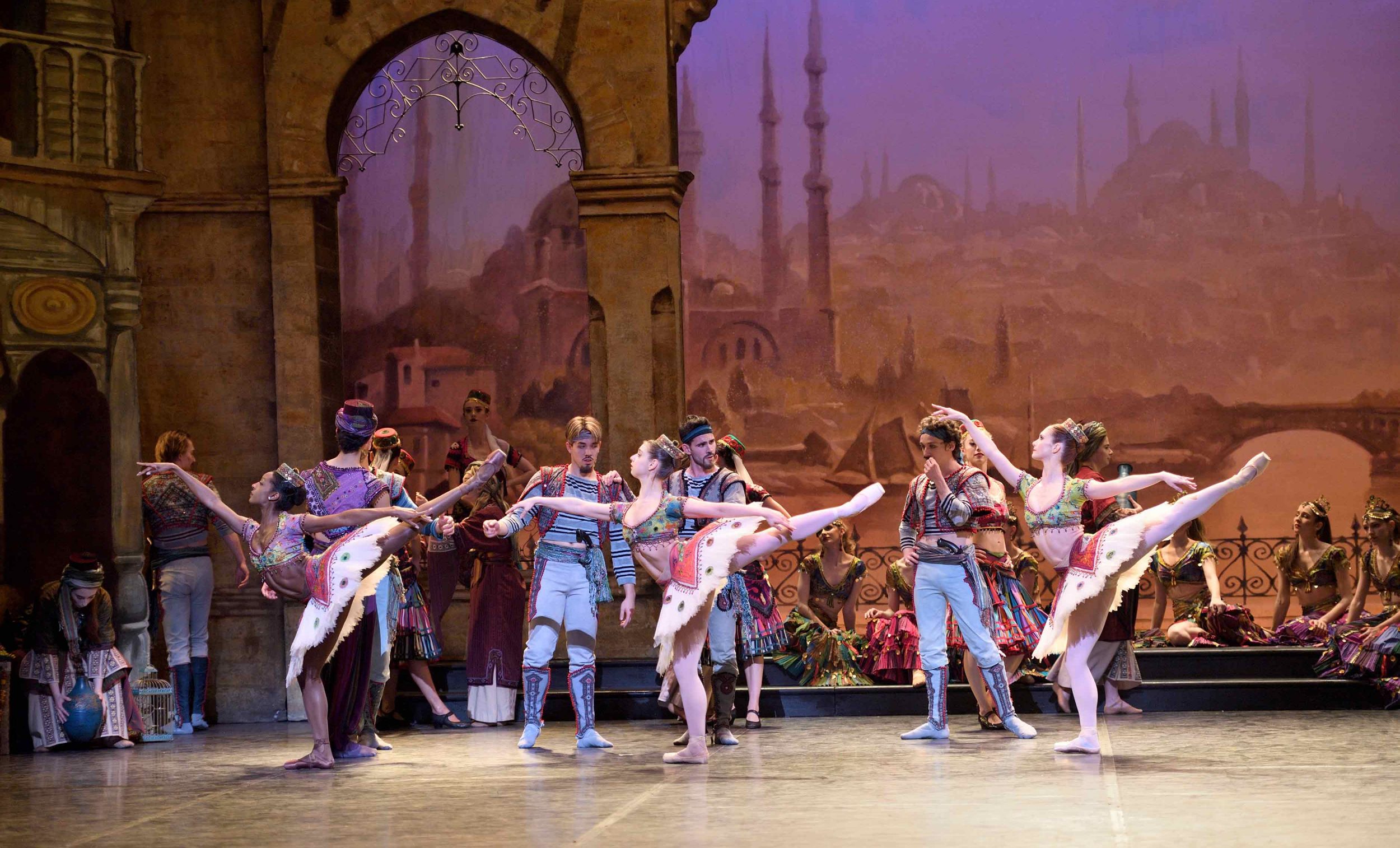 Precious Adams, Alison McWhinney and Julia Conway in Le Corsaire © Laurent Liotardo.