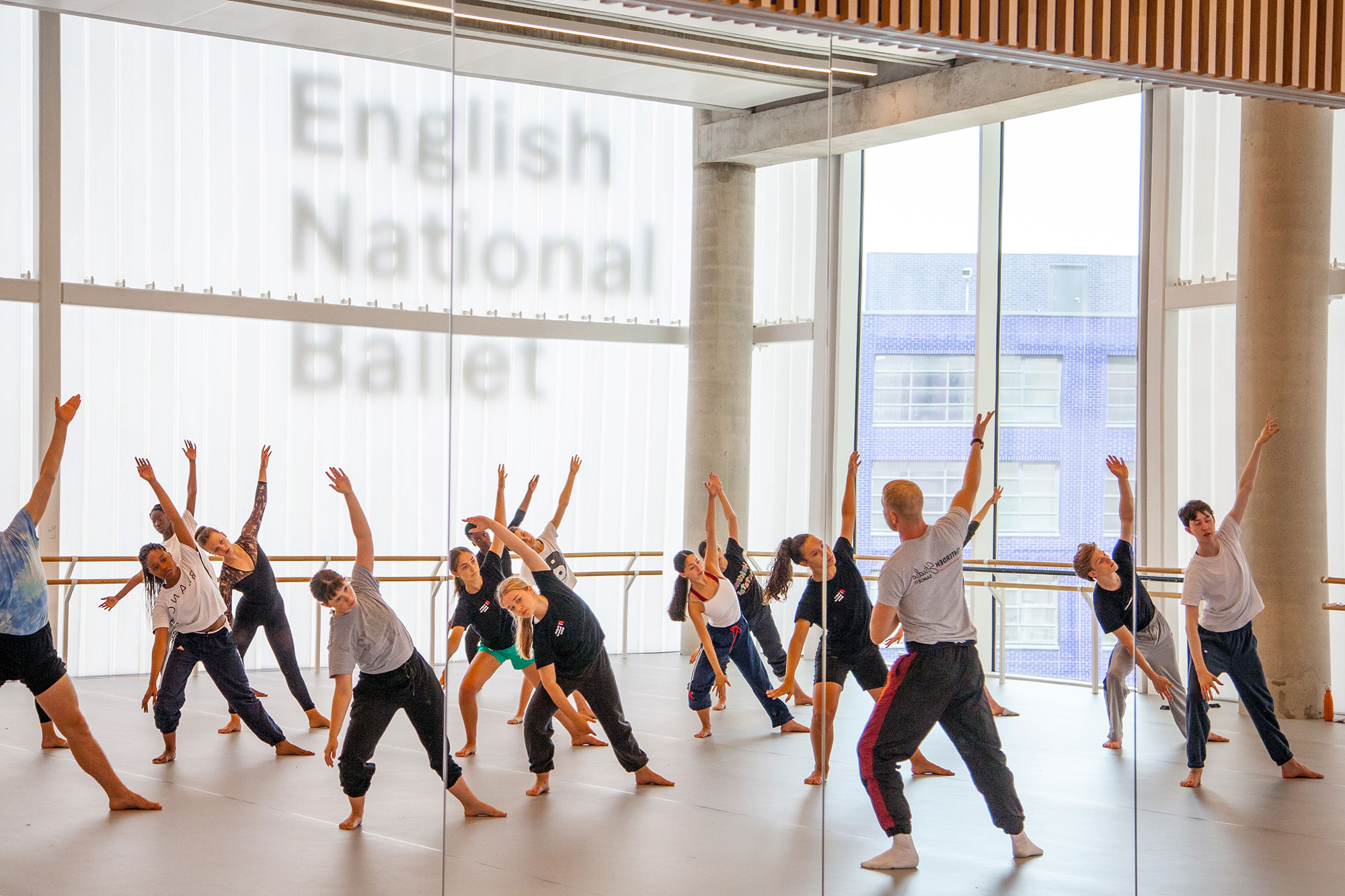 ENBYouthCo-Summer2019Intensive-photoThomasStroppel