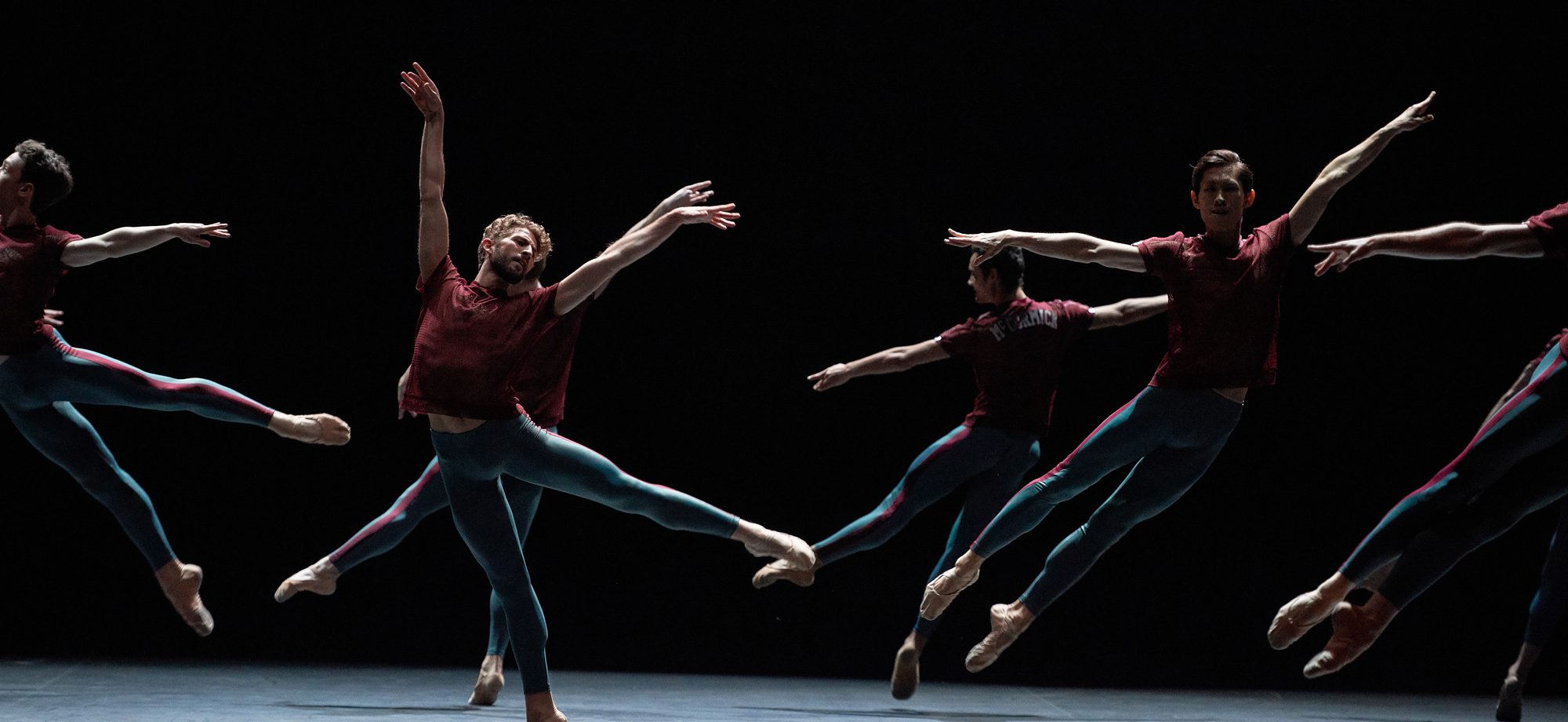 PRESS English National Ballet in Playlist (Track 1,2) by William Forsythe. © Laurent Liotardo (1)