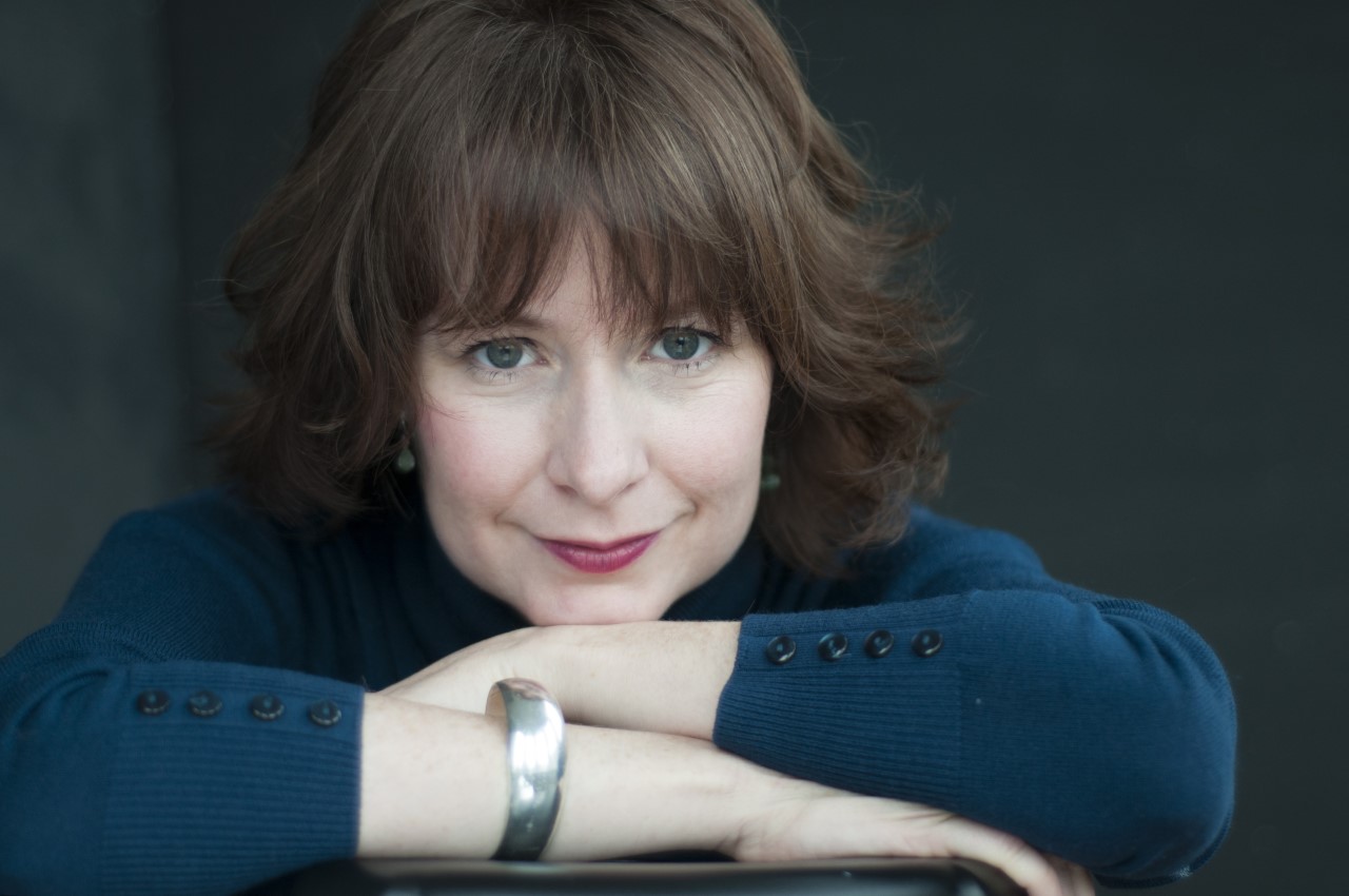 Jo Meredith Headshot