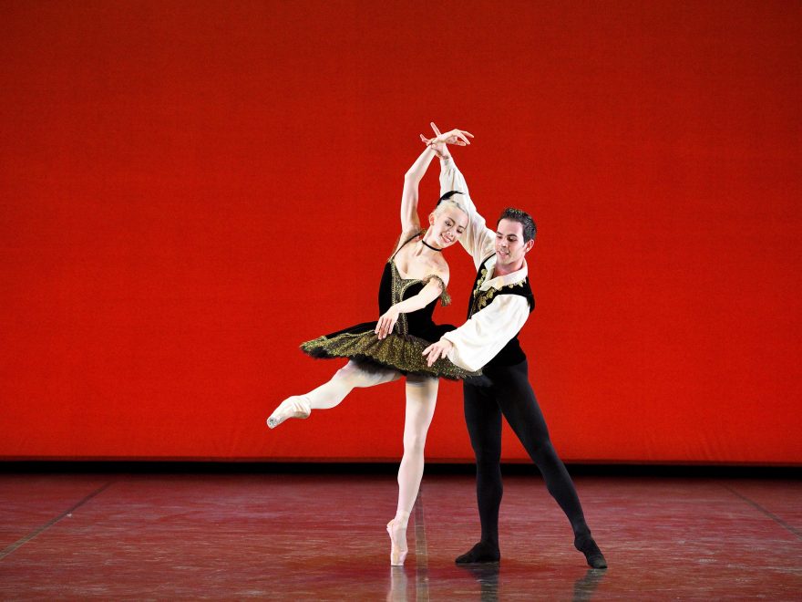 Emily Suzuki and Victor Prigent performing the Satanella pas de deux © Laurent Liotardo