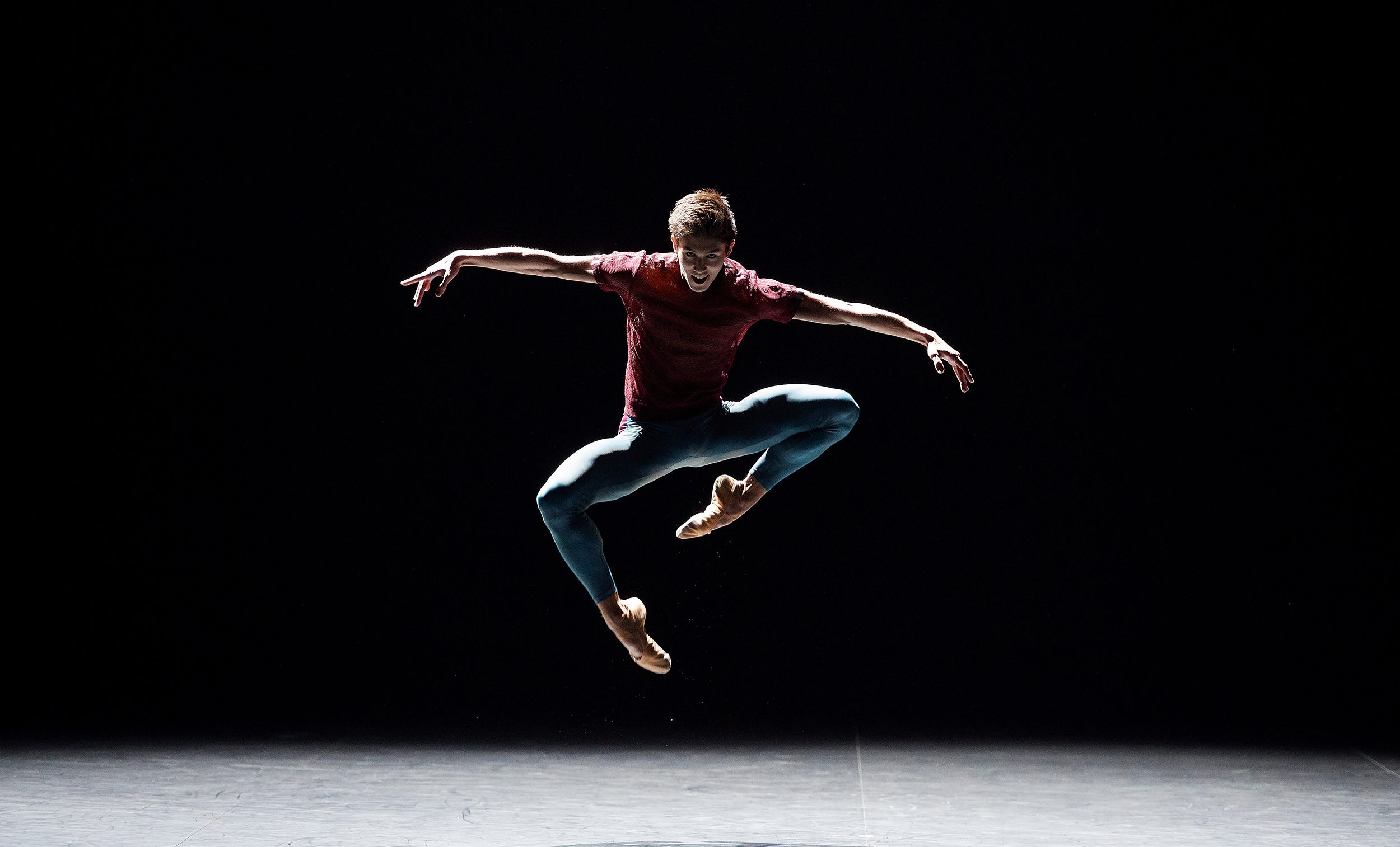 English-National-Ballet-dancer-Erik-Woolhouse-in-Playlist-(Track-1,2)-by-William-Forsythe-2500x1667