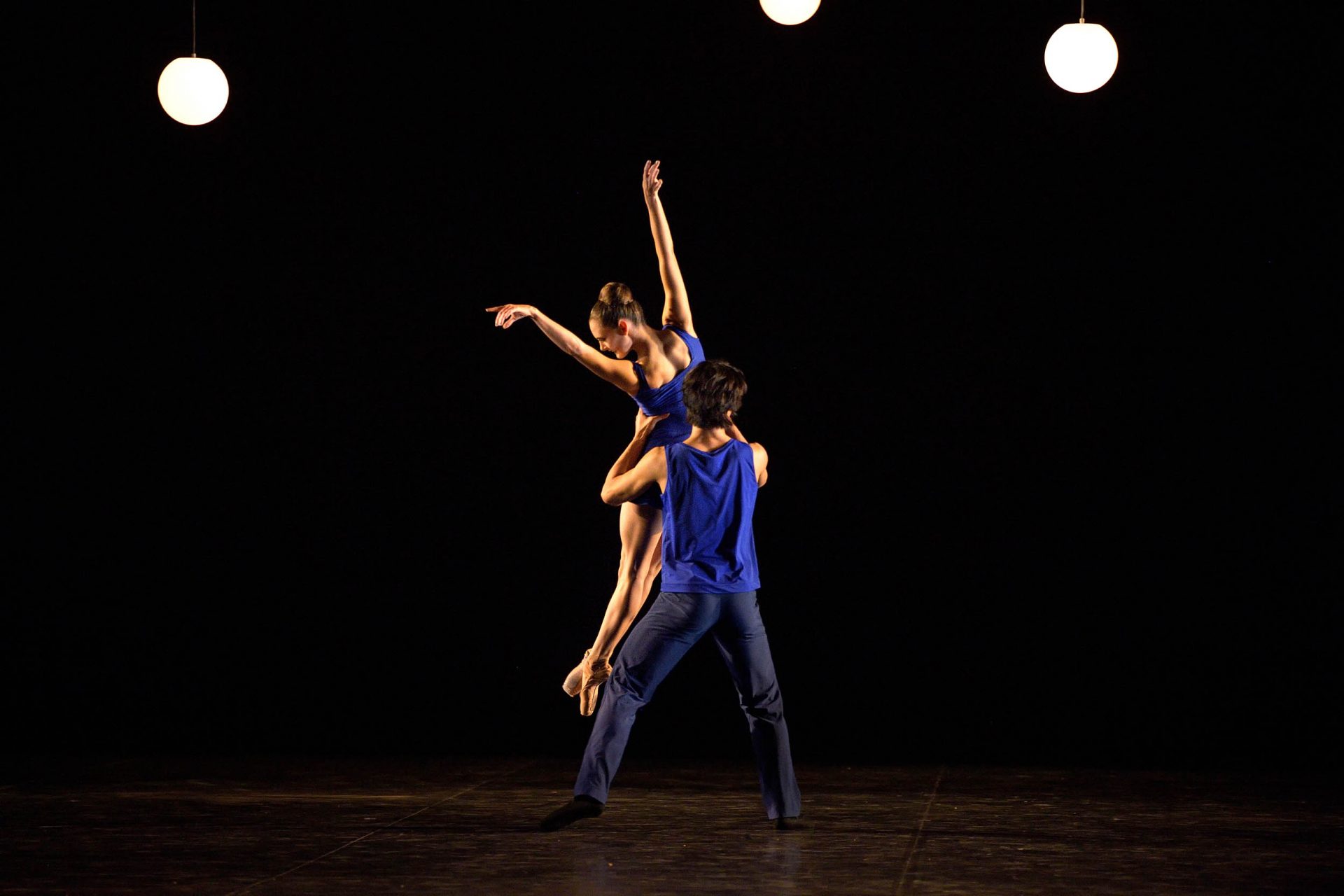 PRESS Angela Wood in Take Five Blues by Stina Quagebeur, part of English National Ballet's Reunion (c) Laurent Liotardo