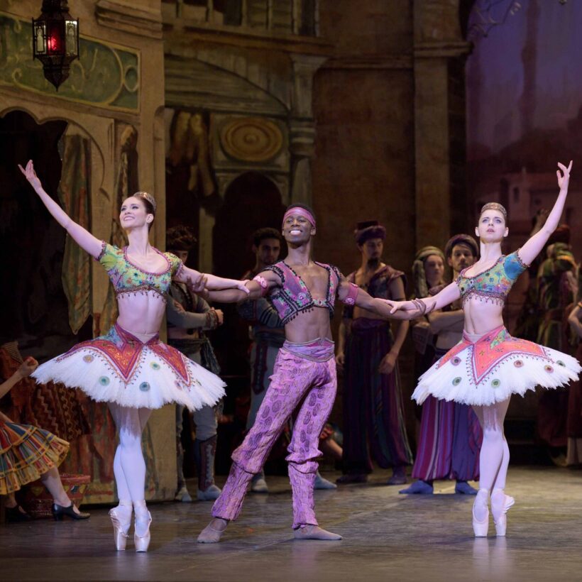 English National Ballet dancers in Le Corsaire